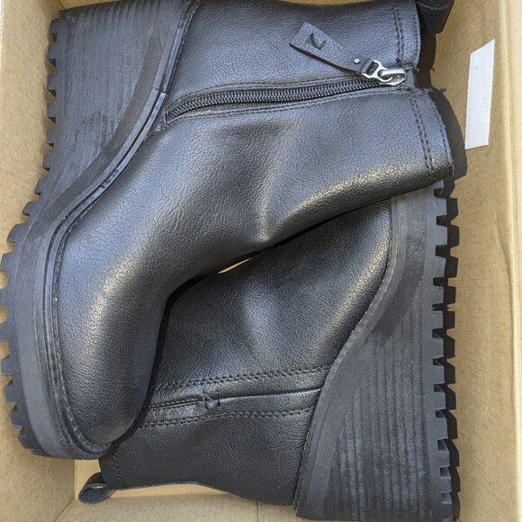 NIB Zodiac Wedge PU Ankle Boots (Julia) - Picture 13 of 13